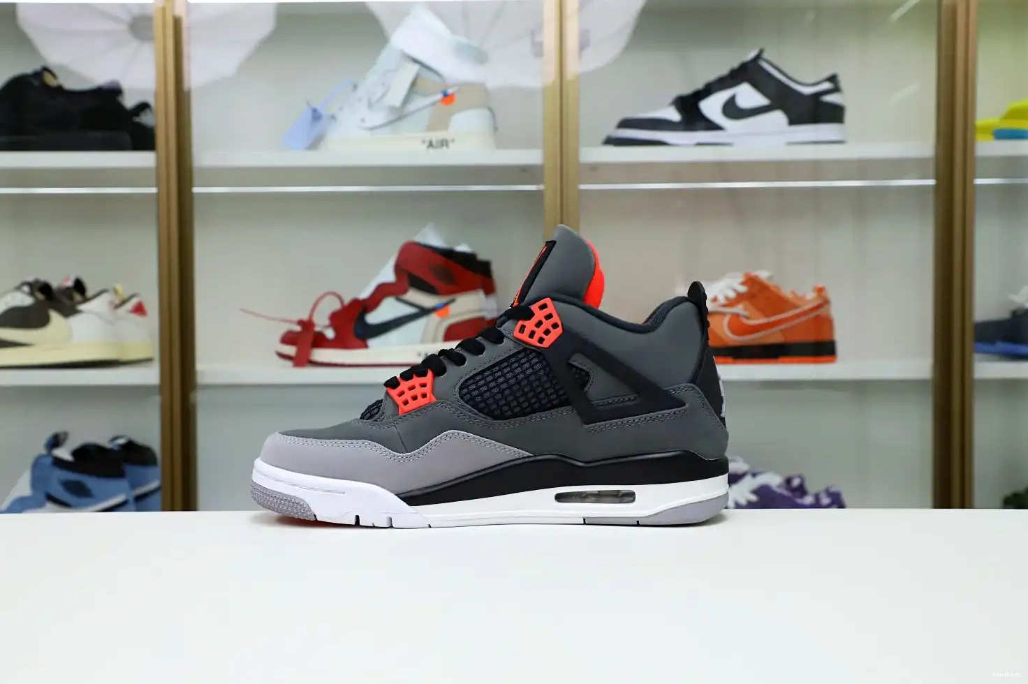 4 INFRARED AIR Kimikick JORDAN 0430